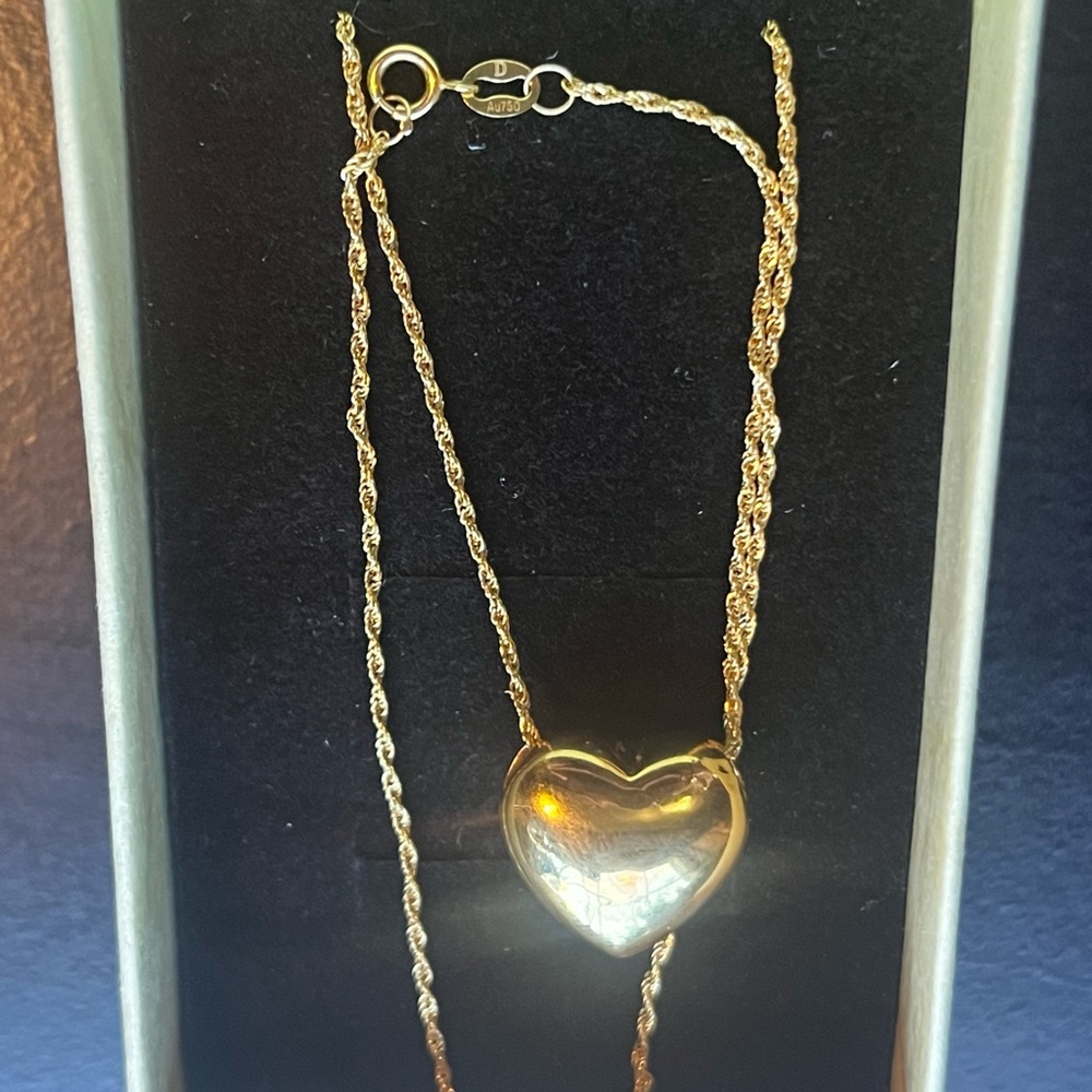 18k rope chain w/ heart pendant